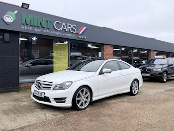 Used Mercedes-Benz C Class 2014 for sale - 79047814: Photo