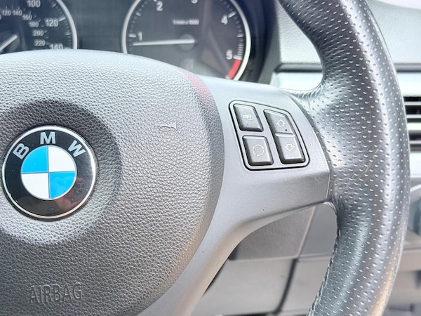 Used BMW 3 Series 2011 for sale - 75361603: Photo 37