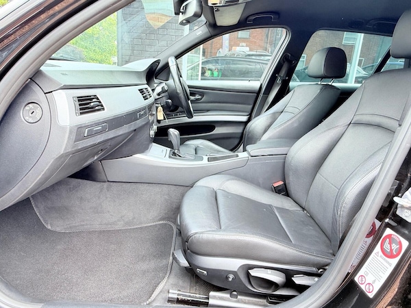 Used BMW 3 Series 2011 for sale - 75361603: Photo 46