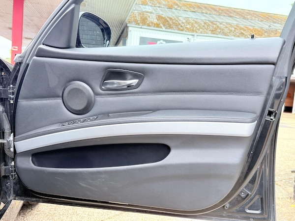 Used BMW 3 Series 2011 for sale - 75361603: Photo 52