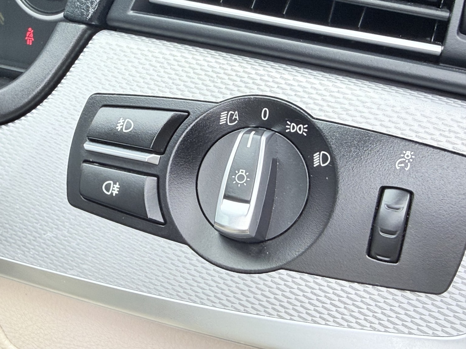 Used BMW 5 Series 2012 for sale - 77758960: Photo 44