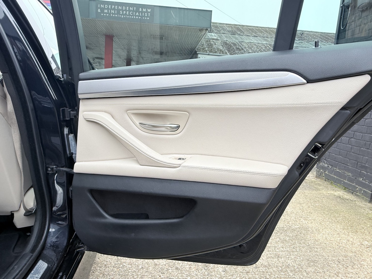 Used BMW 5 Series 2012 for sale - 77758960: Photo 62