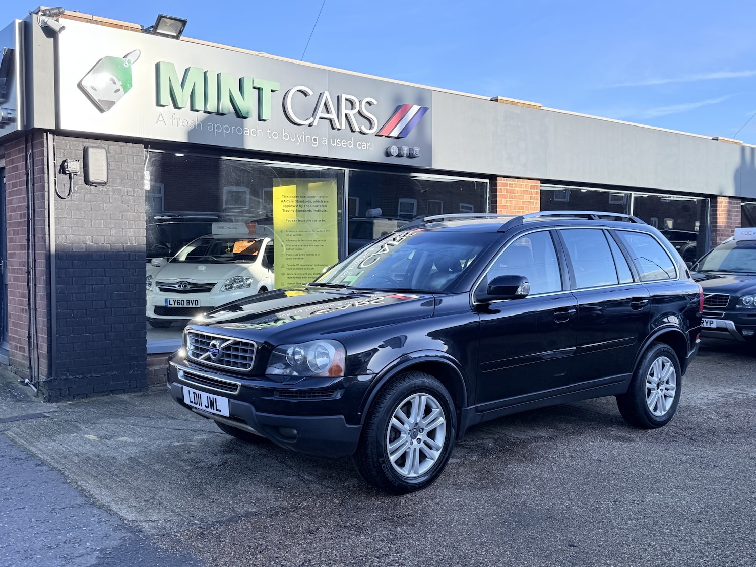 Used Volvo XC90 2011 for sale - 77323595: Photo 6