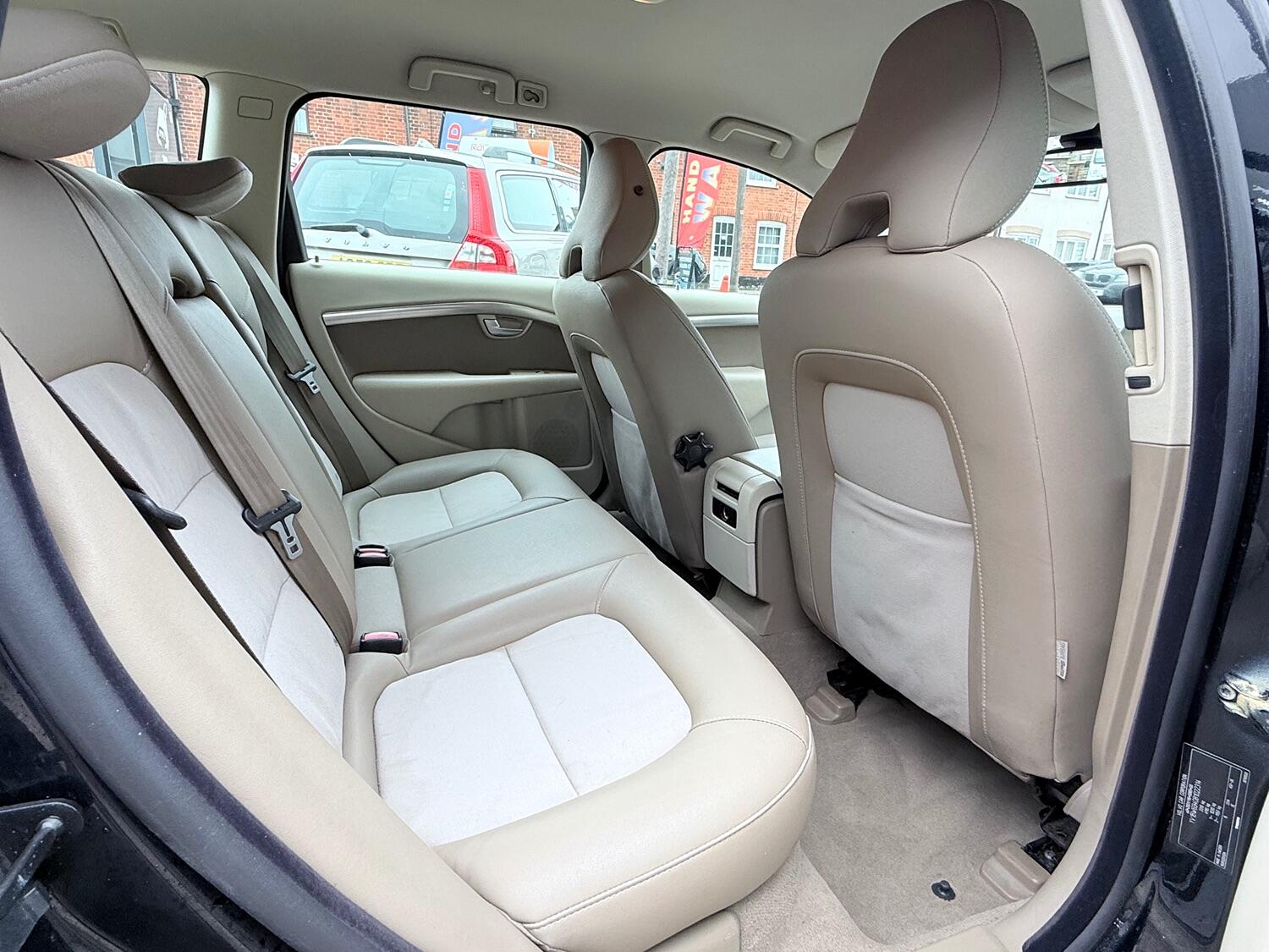 Used Volvo V70 2008 for sale - 75968644: Photo 42