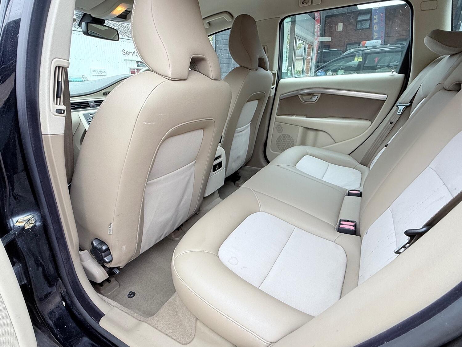 Used Volvo V70 2008 for sale - 75968644: Photo 46