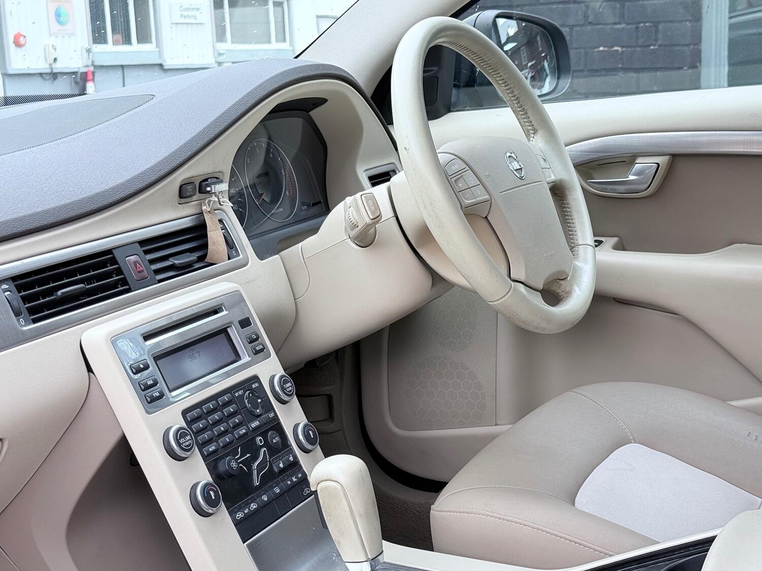 Used Volvo V70 2008 for sale - 75968644: Photo 52