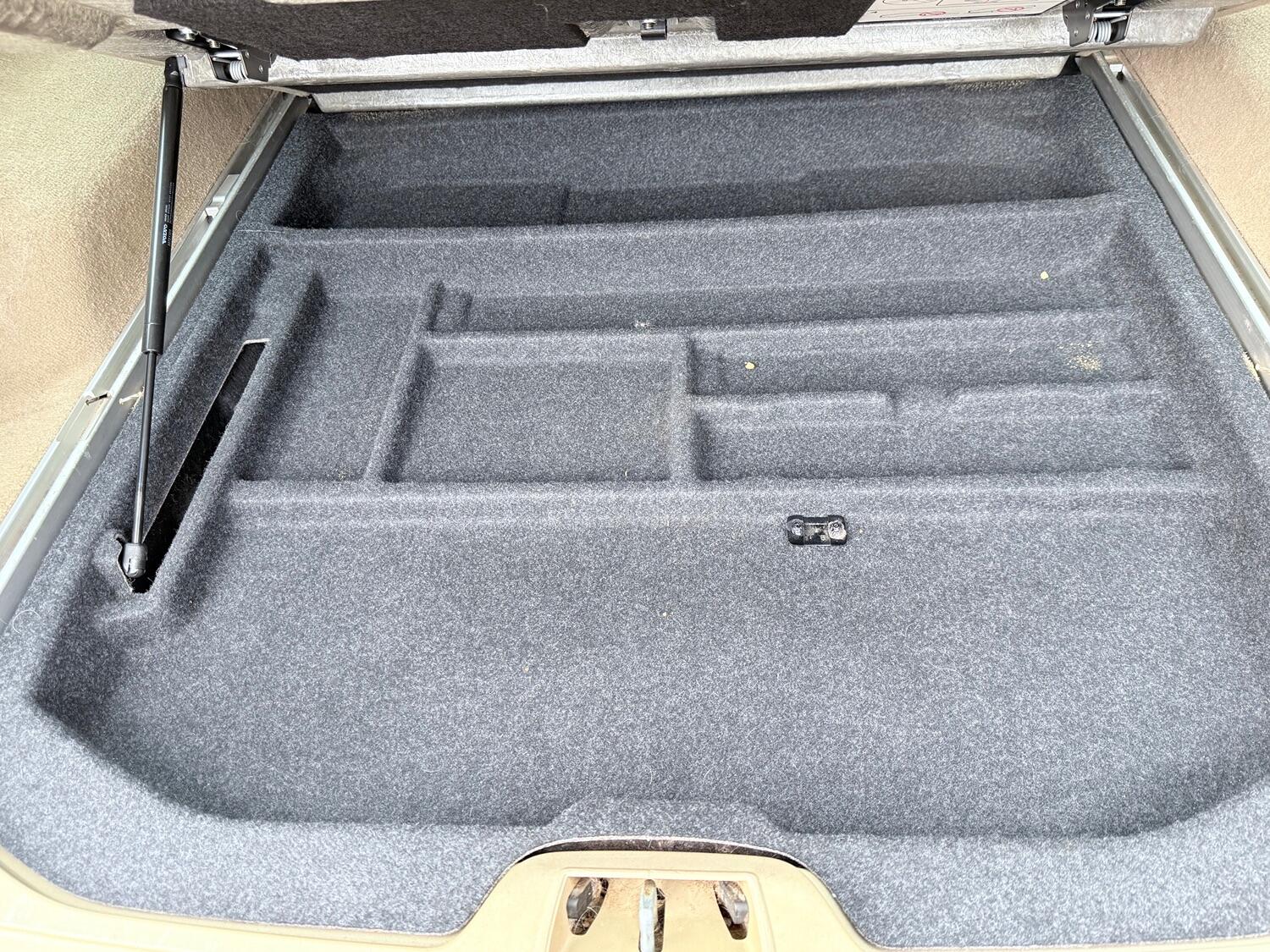 Used Volvo V70 2008 for sale - 75968644: Photo 58