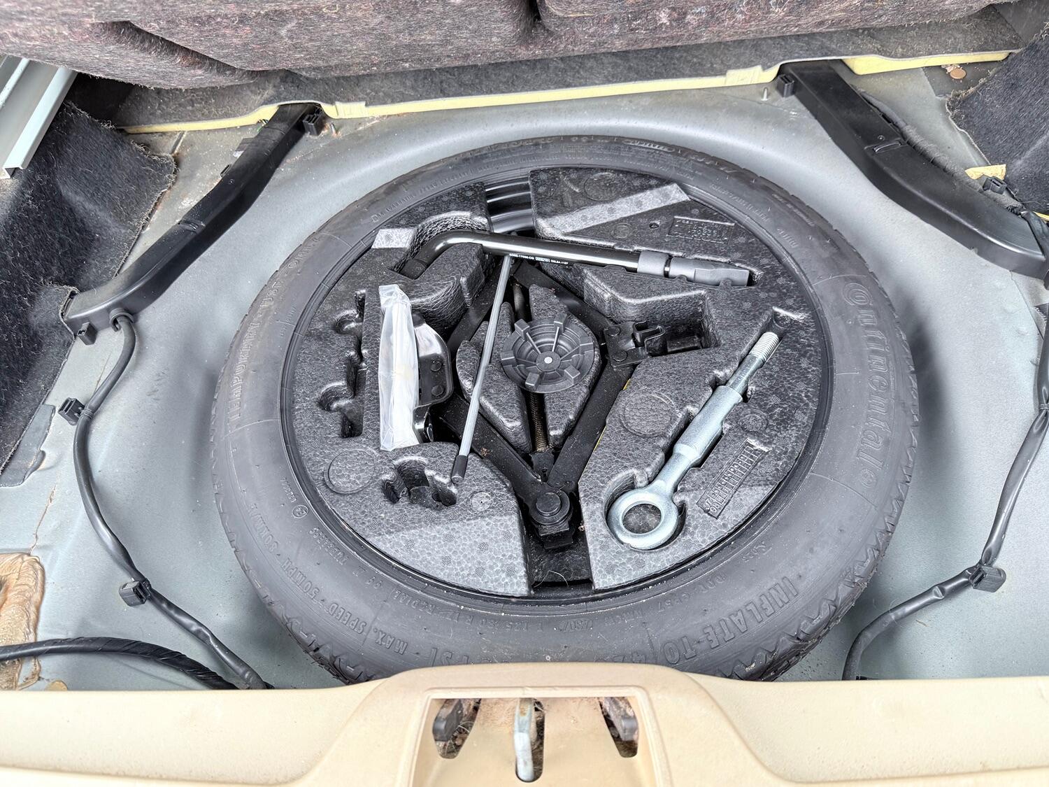 Used Volvo V70 2008 for sale - 75968644: Photo 59