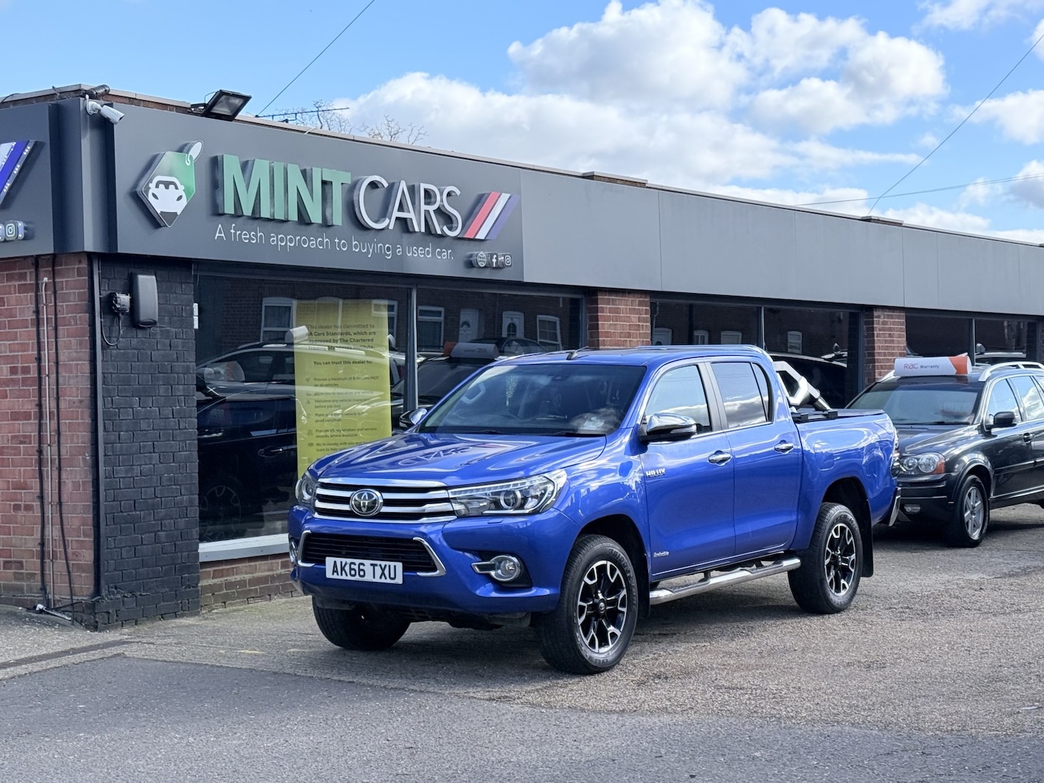 Used Toyota Hilux 2016 for sale - 77558563: Photo 1