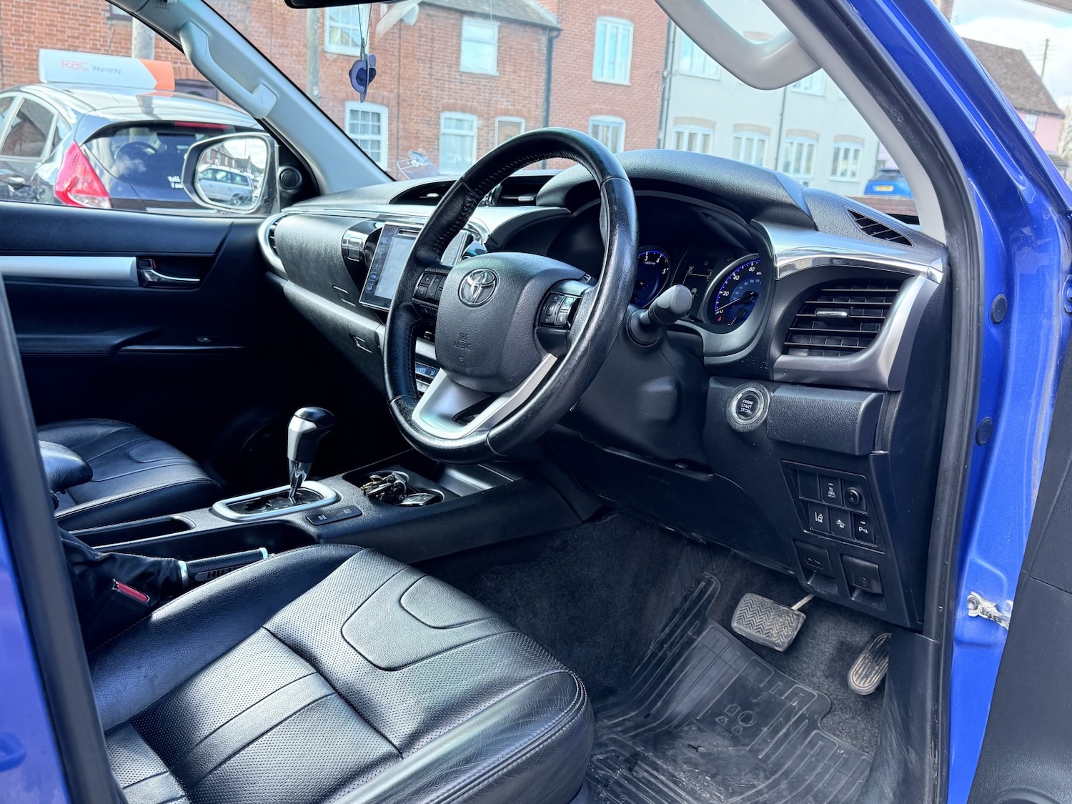 Used Toyota Hilux 2016 for sale - 77558563: Photo 28