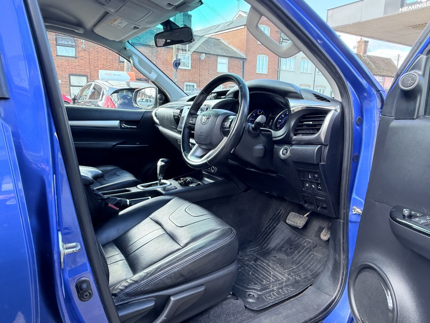 Used Toyota Hilux 2016 for sale - 77558563: Photo 29