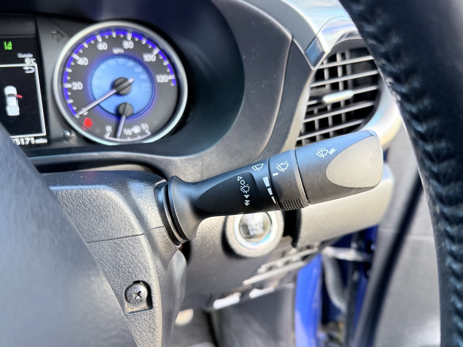 Used Toyota Hilux 2016 for sale - 77558563: Photo 41