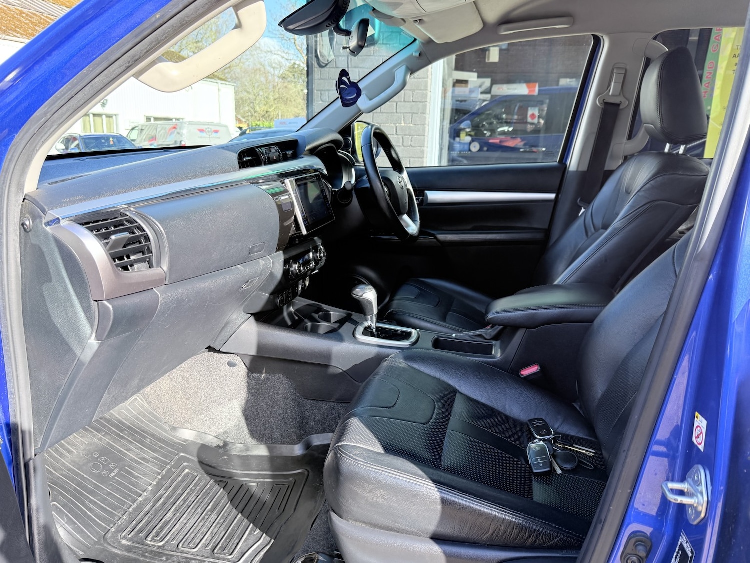 Used Toyota Hilux 2016 for sale - 77558563: Photo 49