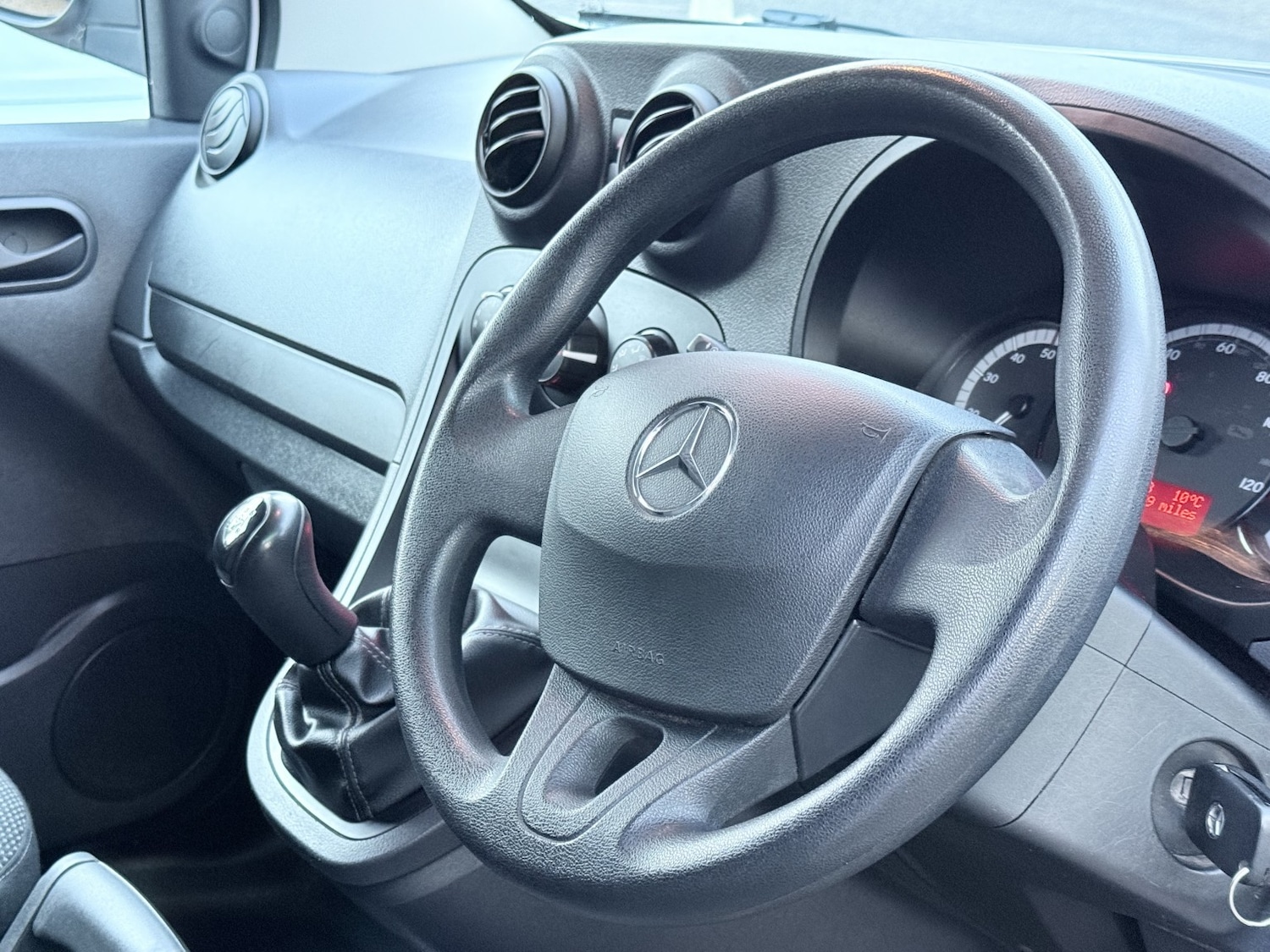 Used Mercedes-Benz Citan 2015 for sale - 76911069: Photo 29