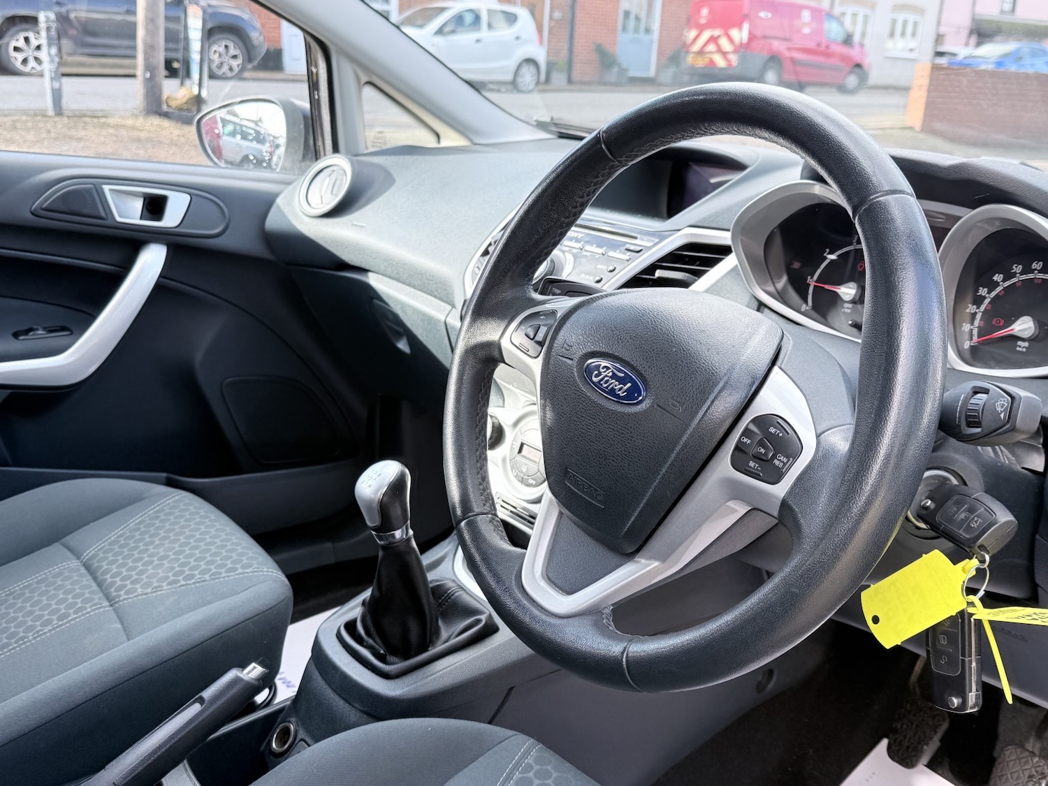 Used Ford Fiesta 2012 for sale - 77453036: Photo 24