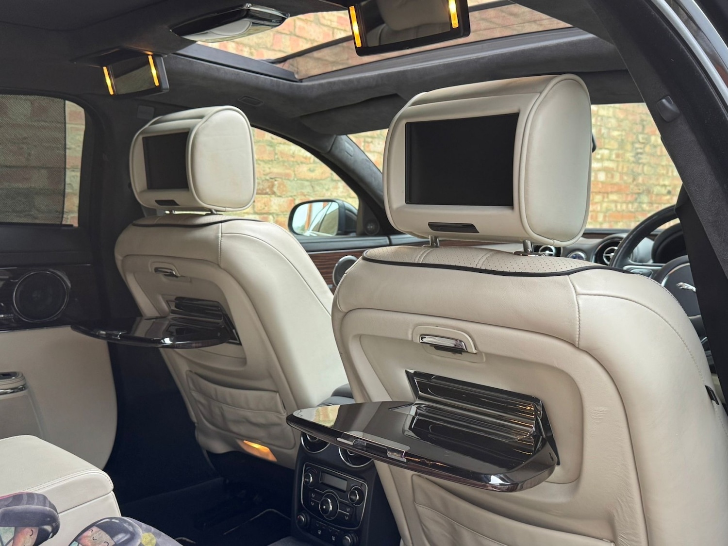 Used Jaguar XJ 2012 for sale - 77888441: Photo 16