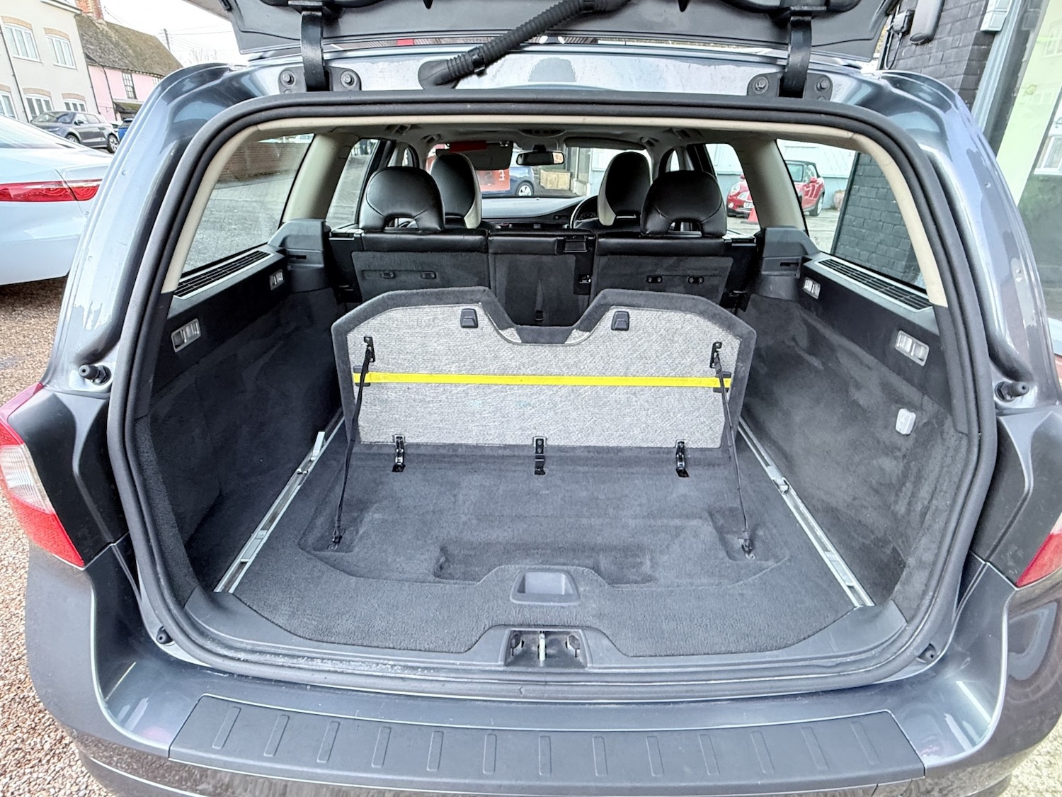 Used Volvo V70 2007 for sale - 76242874: Photo 29