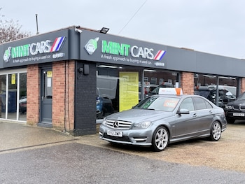 Used Mercedes-Benz C Class 2012 for sale - 77629040: Photo