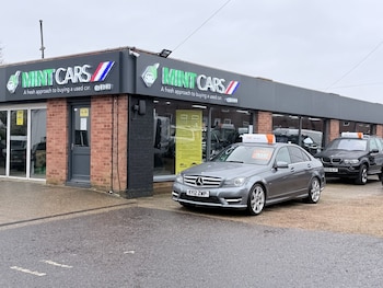 Used Mercedes-Benz C Class 2012 for sale - 77629040: Photo