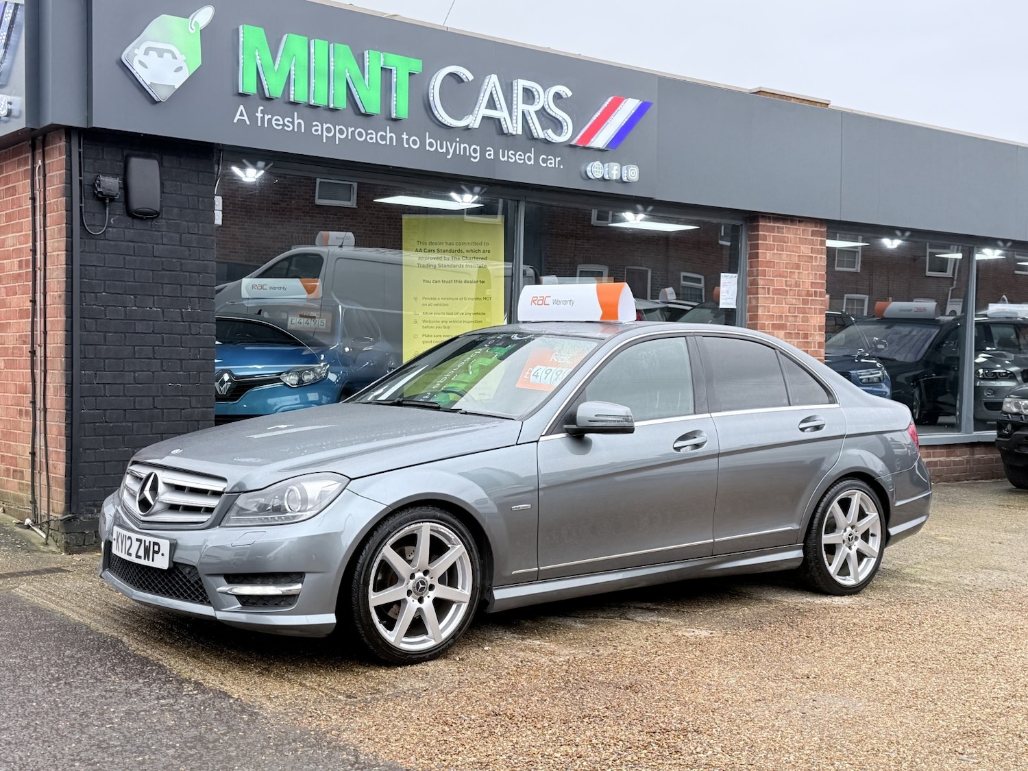 Used Mercedes-Benz C Class 2012 for sale - 77629040: Photo 5
