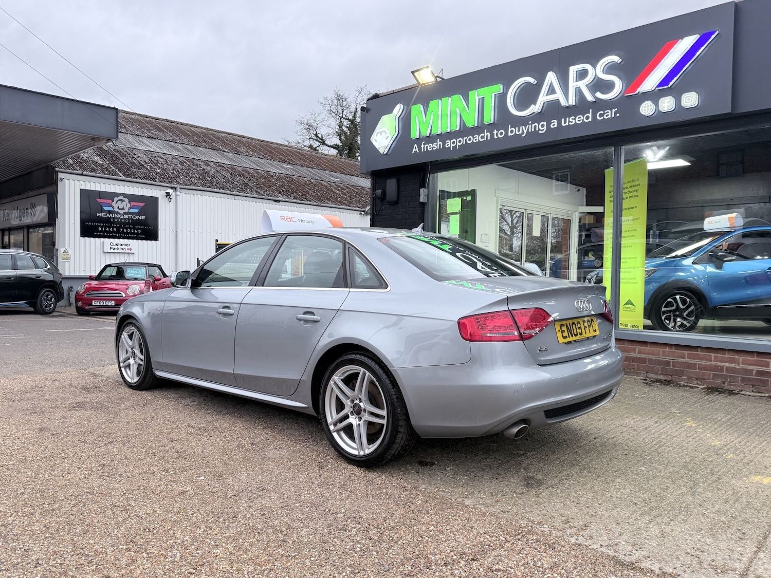 Used Audi A4 2009 for sale - 77643816: Photo 8