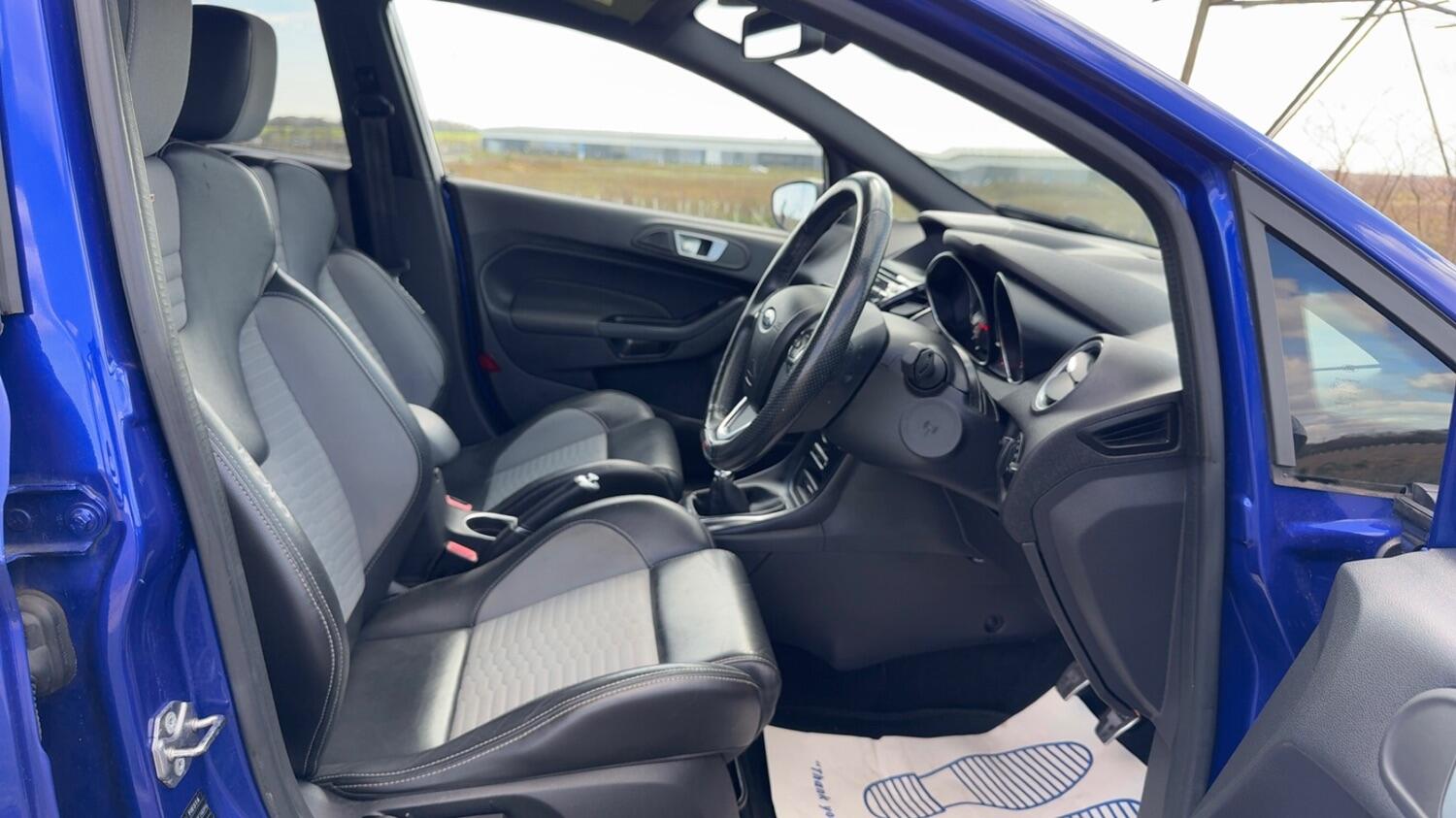 Used Ford Fiesta 2016 for sale - 76794443: Photo 28