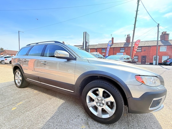 Used Volvo XC70 2010 for sale - 75095306: Photo 16