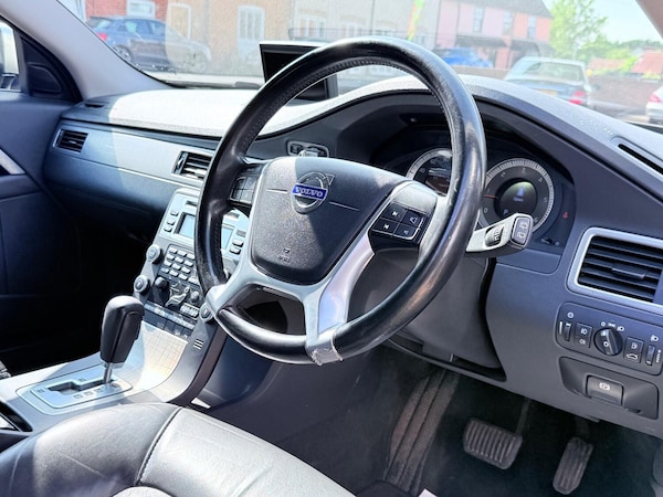 Used Volvo XC70 2010 for sale - 75095306: Photo 32