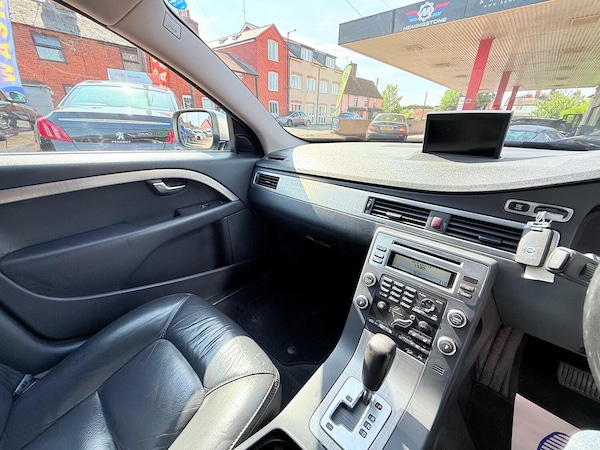 Used Volvo XC70 2010 for sale - 75095306: Photo 35