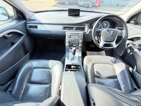 Used Volvo XC70 2010 for sale - 75095306: Photo 49