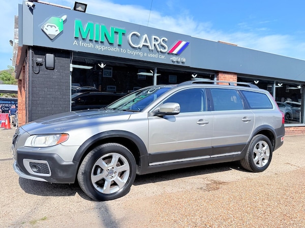 Used Volvo XC70 2010 for sale - 75095306: Photo 4