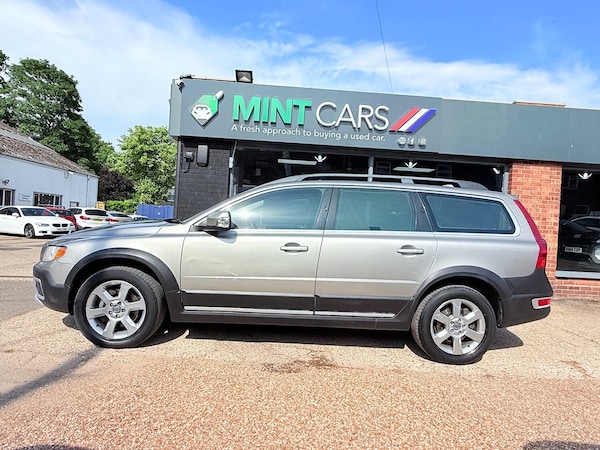 Used Volvo XC70 2010 for sale - 75095306: Photo 5