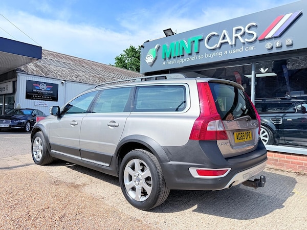 Used Volvo XC70 2010 for sale - 75095306: Photo 7