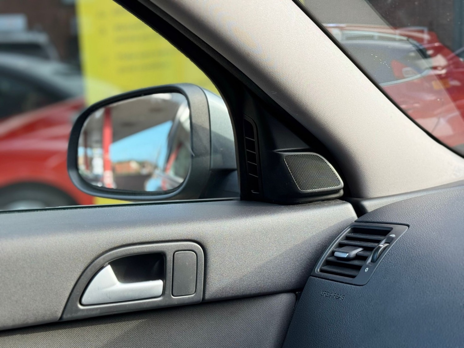 Used Volvo S40 2010 for sale - 76670765: Photo 14