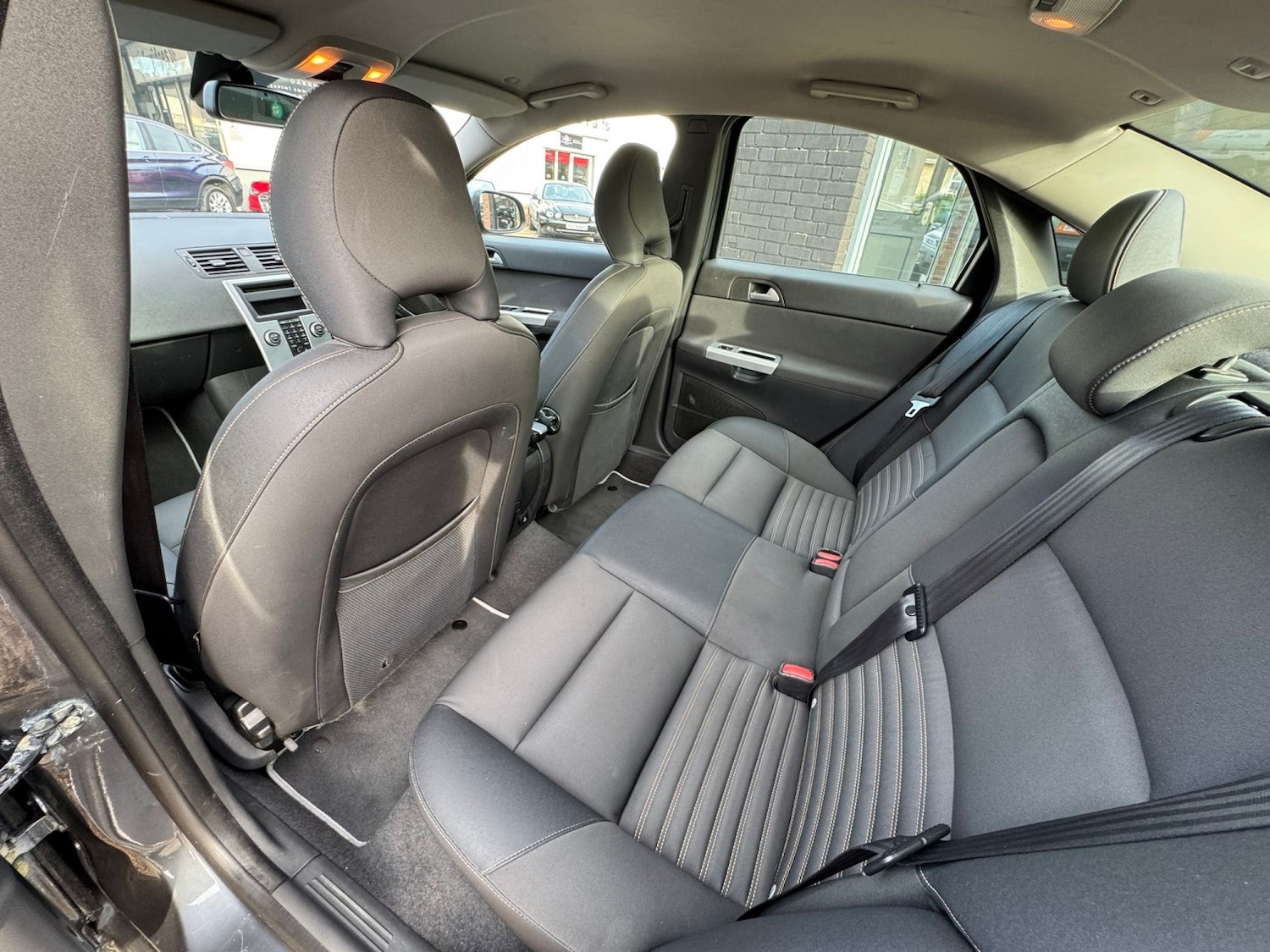 Used Volvo S40 2010 for sale - 76670765: Photo 21