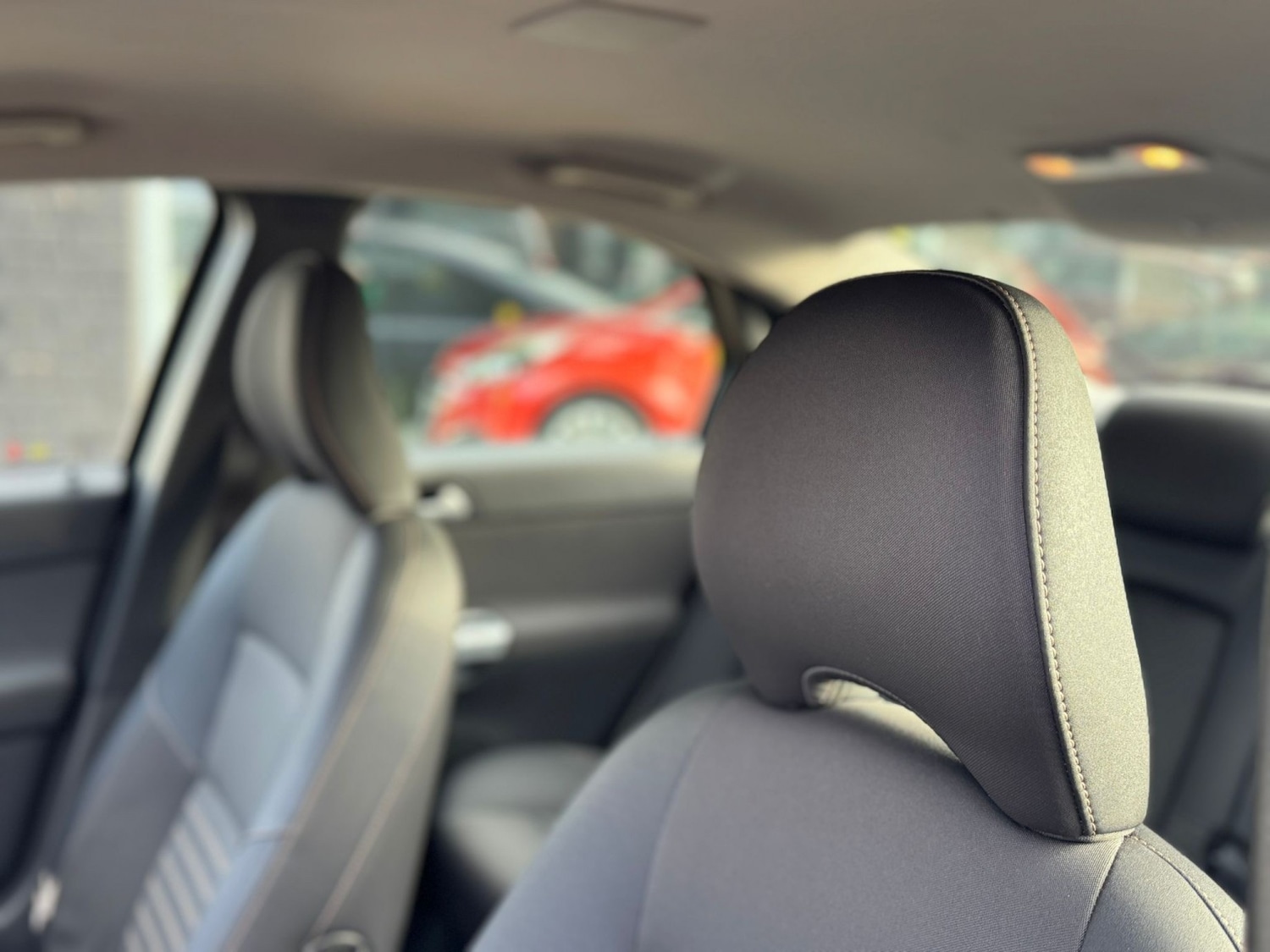 Used Volvo S40 2010 for sale - 76670765: Photo 23