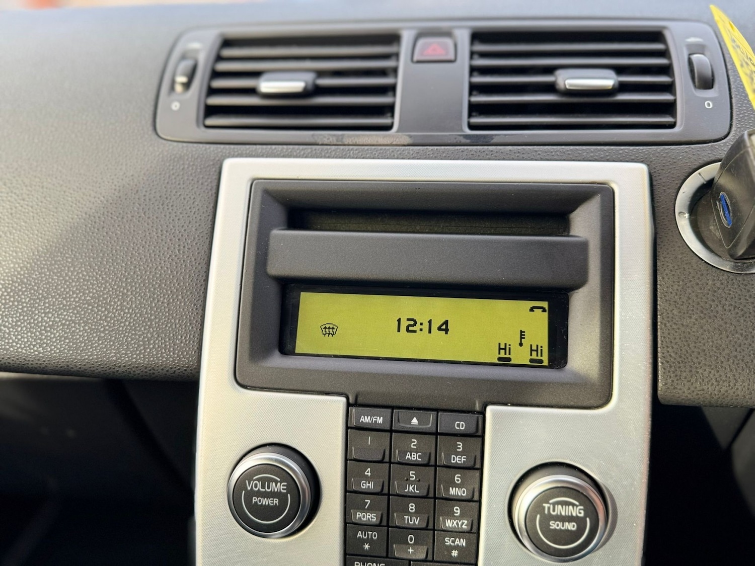 Used Volvo S40 2010 for sale - 76670765: Photo 25