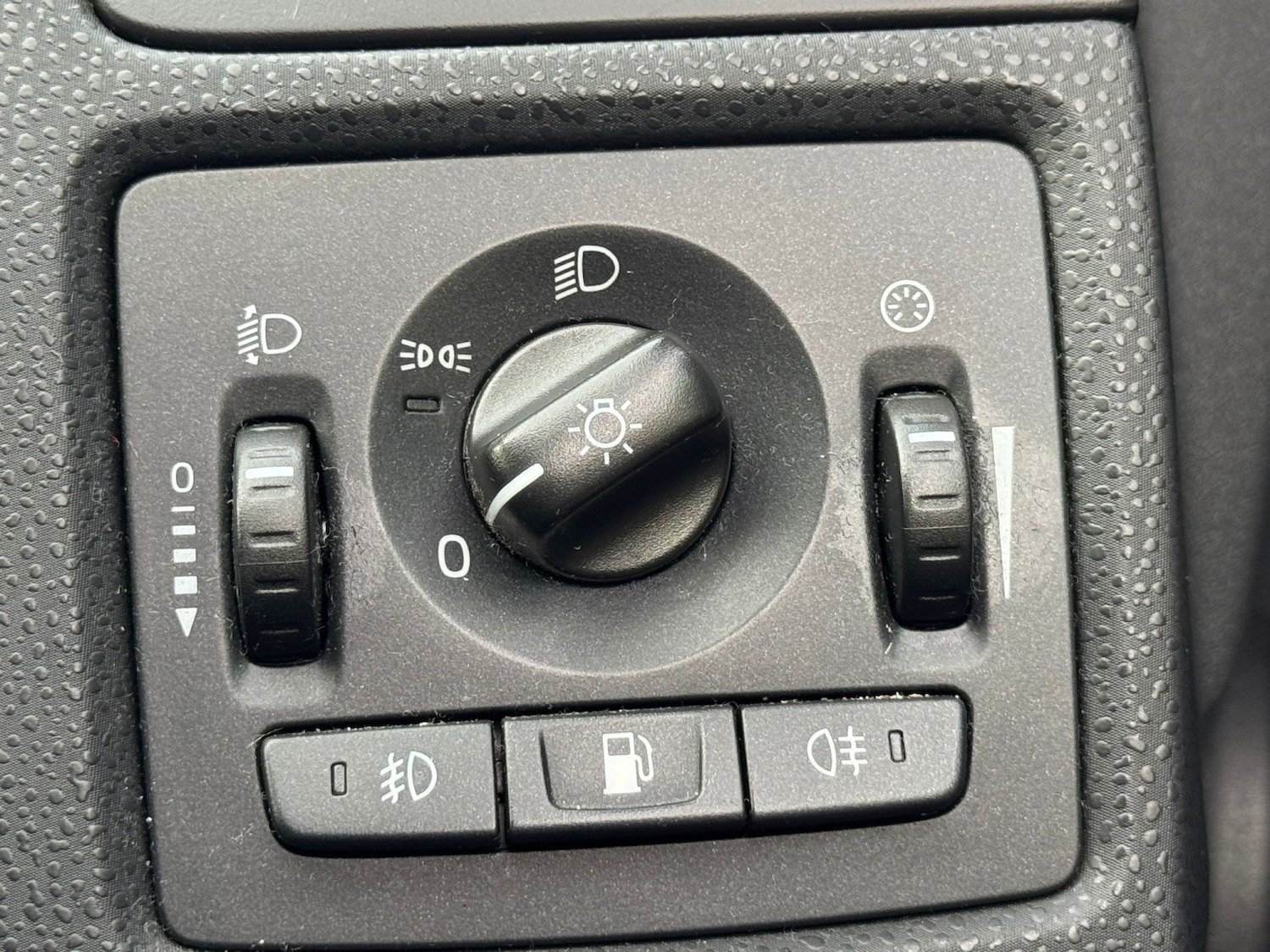 Used Volvo S40 2010 for sale - 76670765: Photo 33