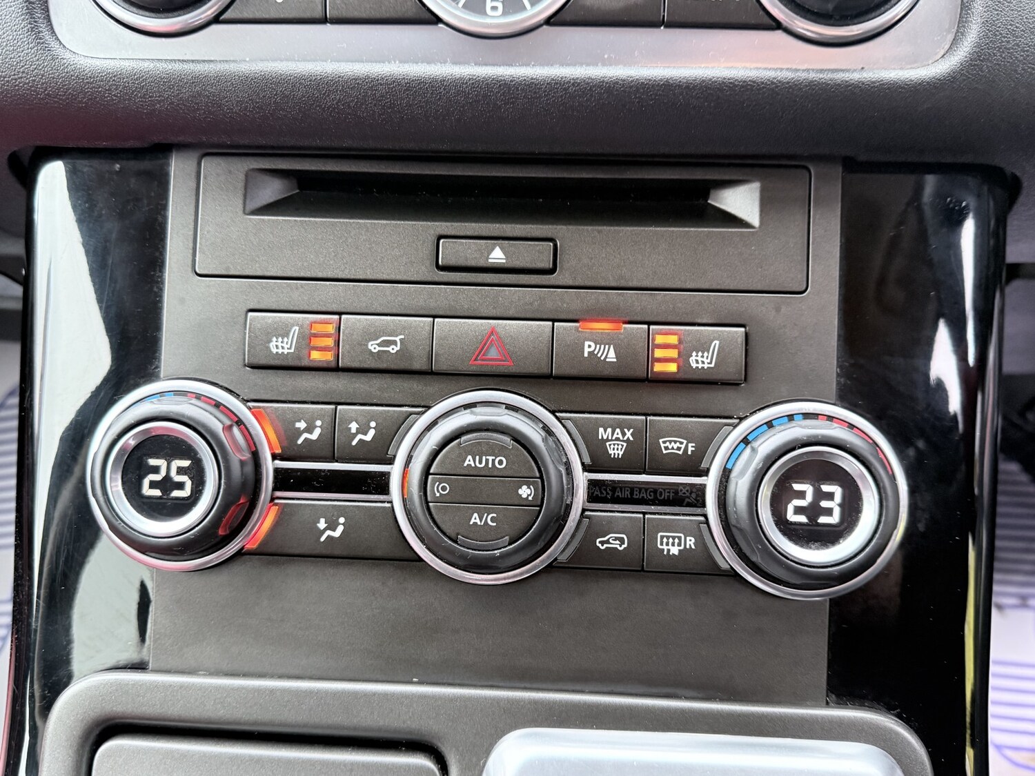 Used Land Rover Range Rover Sport 2012 for sale - 77681815: Photo 45