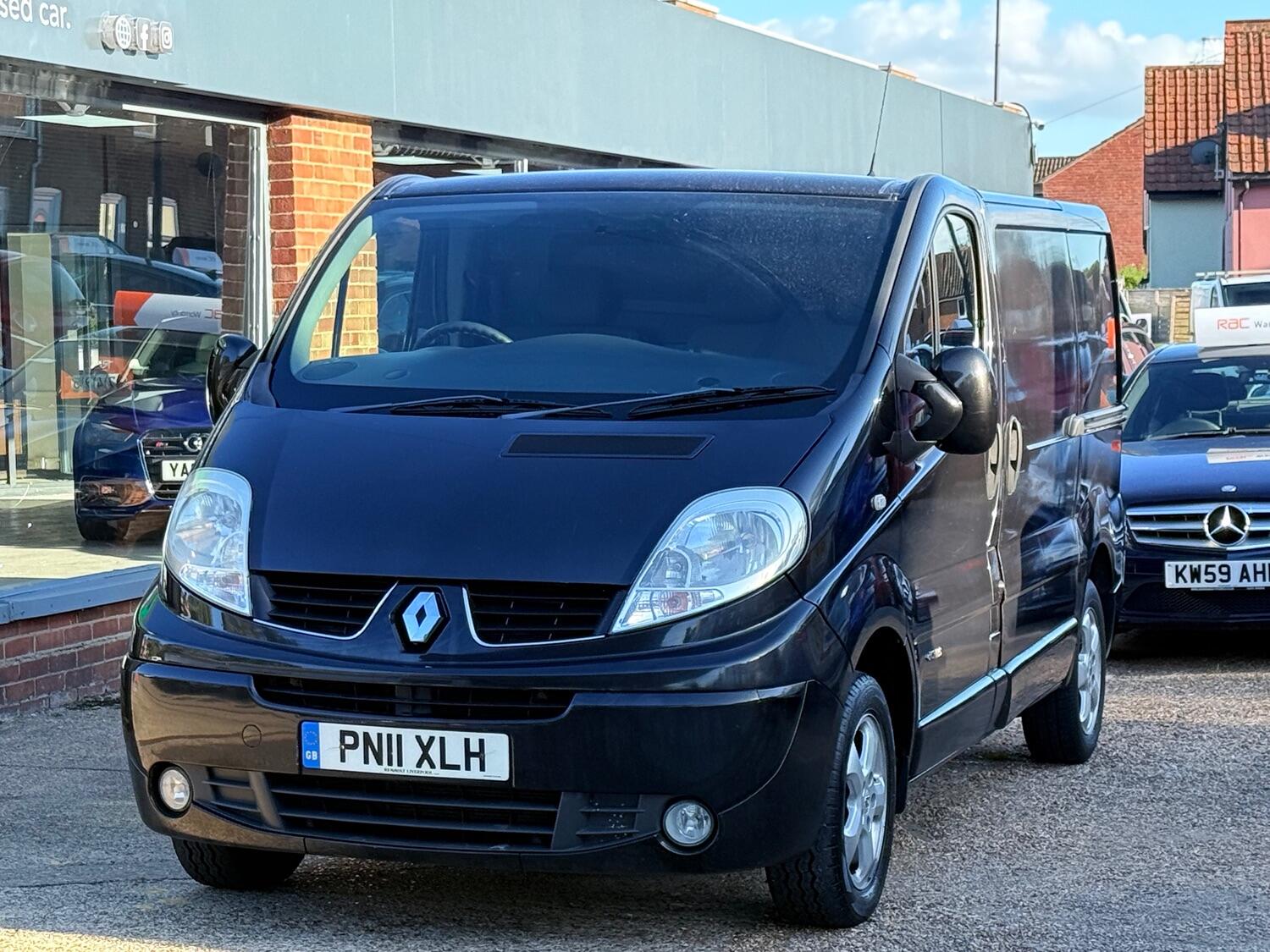 Used Renault Trafic 2011 for sale - 76030798: Photo 2
