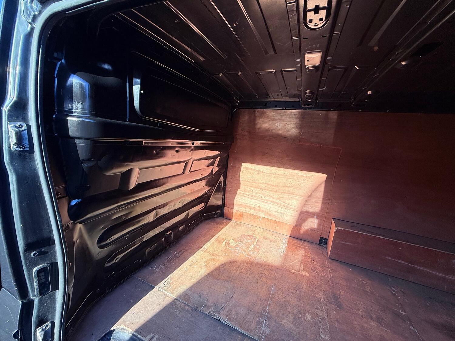 Used Renault Trafic 2011 for sale - 76030798: Photo 36