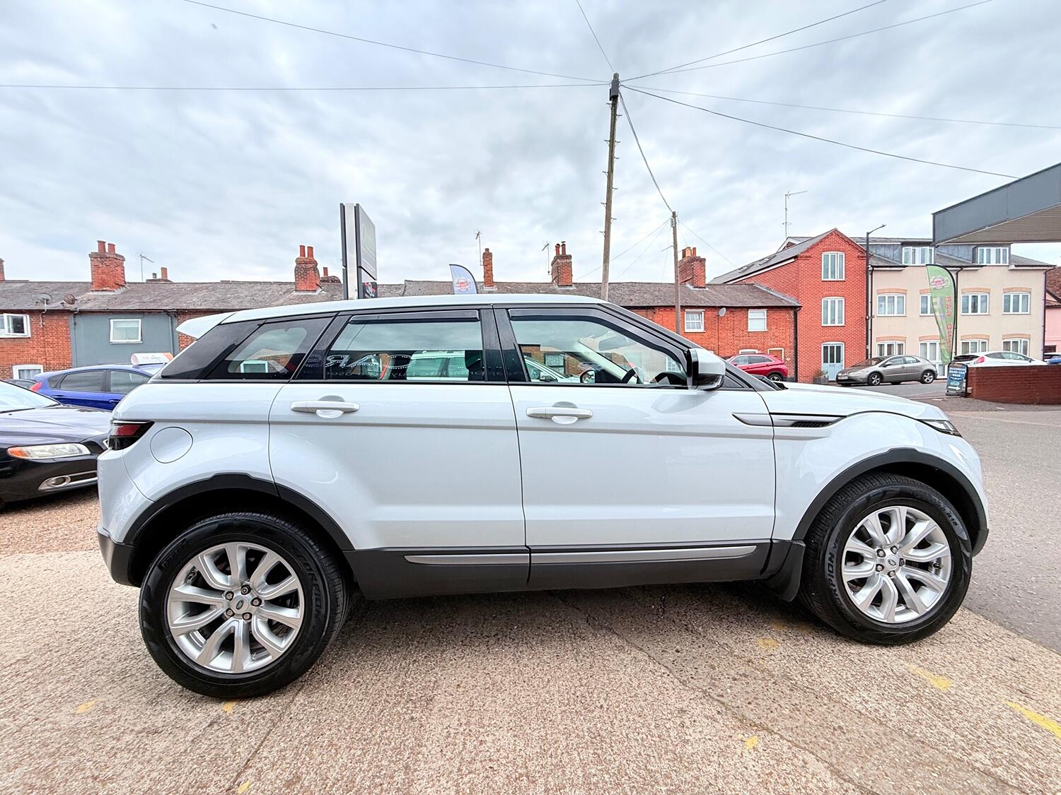 Used Land Rover Range Rover Evoque 2015 for sale - 76794440: Photo 13