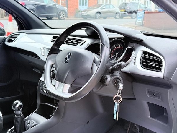 Used Citroen DS3 2012 for sale - 75731121: Photo 33