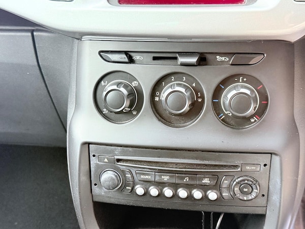 Used Citroen DS3 2012 for sale - 75731121: Photo 40