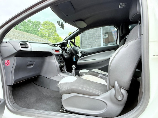 Used Citroen DS3 2012 for sale - 75731121: Photo 44