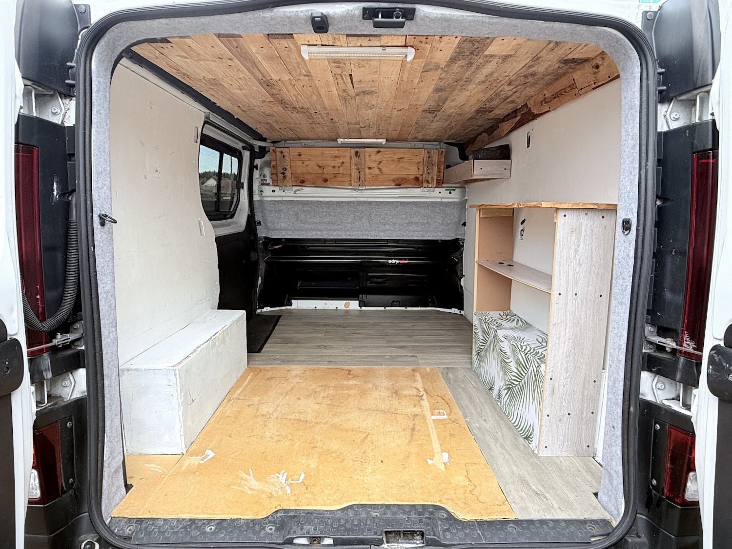 Used Vauxhall Vivaro 2015 for sale - 77323587: Photo 40