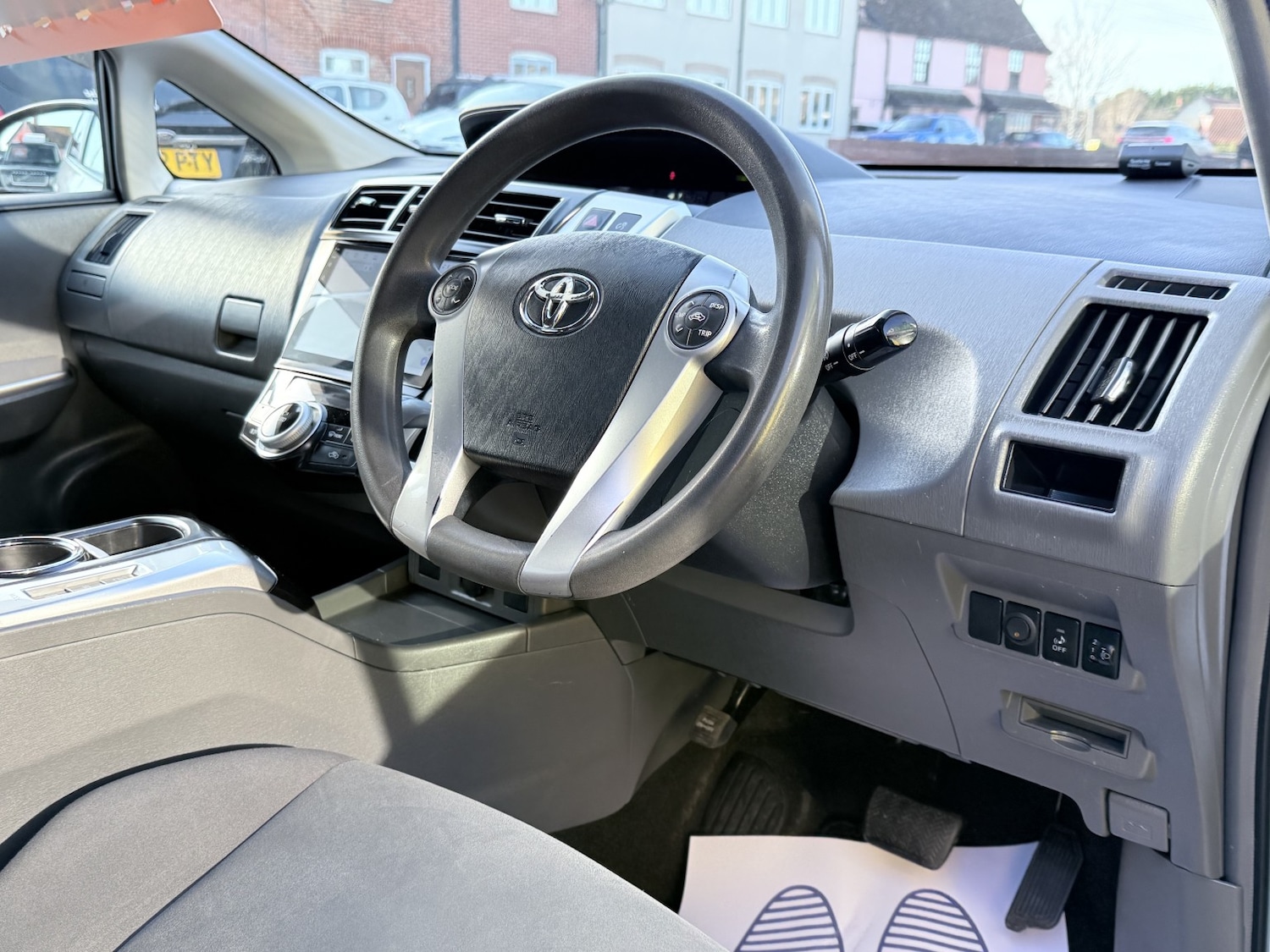 Used Toyota Prius+ 2019 for sale - 77662218: Photo 35