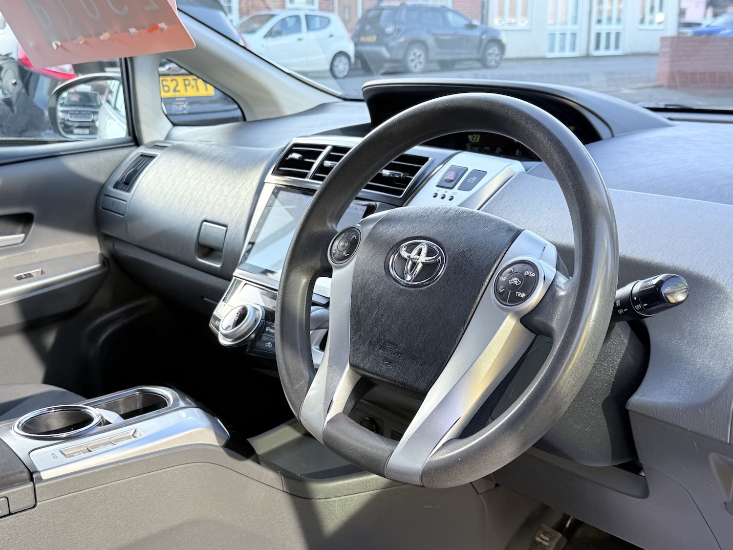 Used Toyota Prius+ 2019 for sale - 77662218: Photo 40
