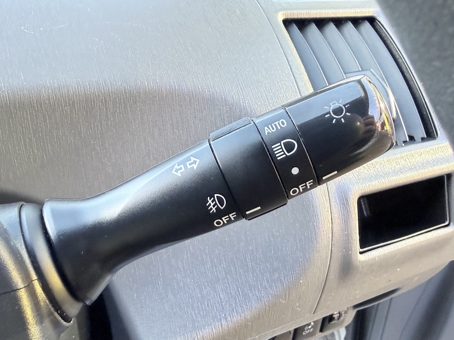 Used Toyota Prius+ 2019 for sale - 77662218: Photo 49