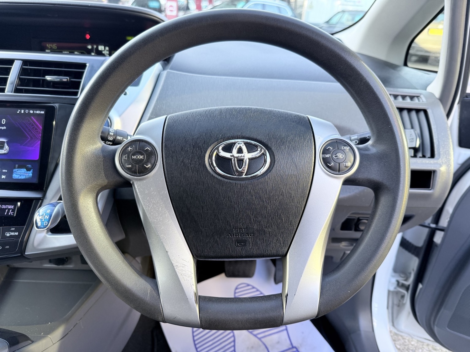 Used Toyota Prius+ 2019 for sale - 77662218: Photo 53